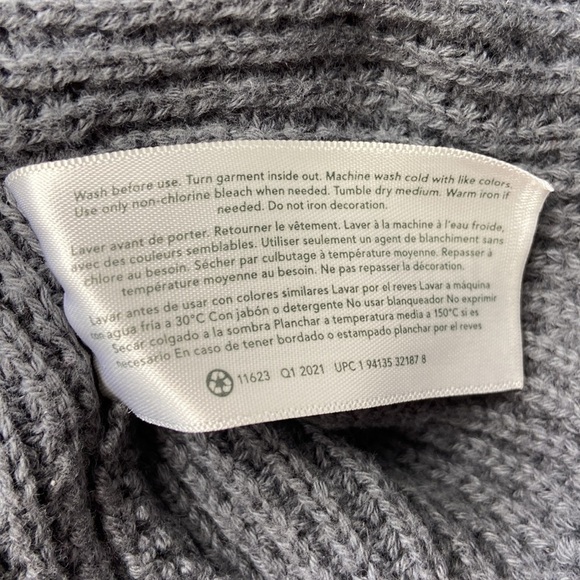 Carter Baby Grey Long Sleeve Hooded Knit Sweater Size 12 Months - Picture 6 of 10